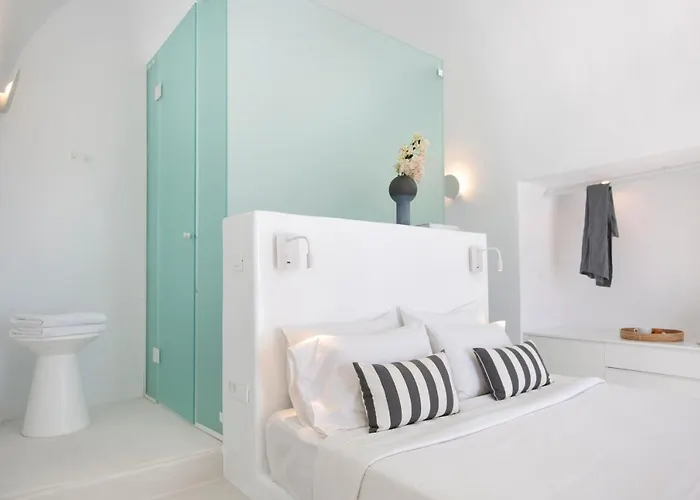 Apanema Cavehouses By Otium * Ia